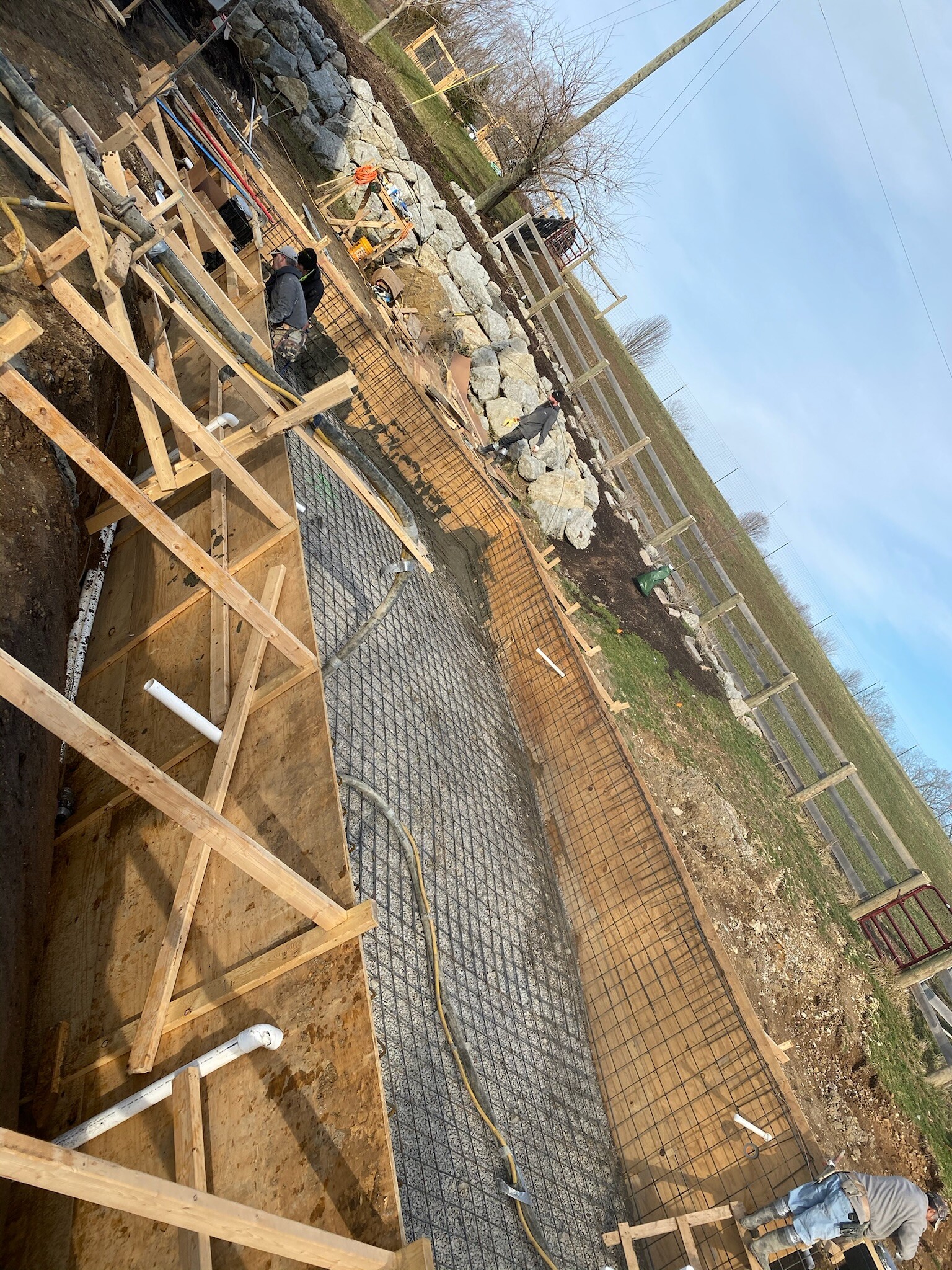 Finished pool with spa