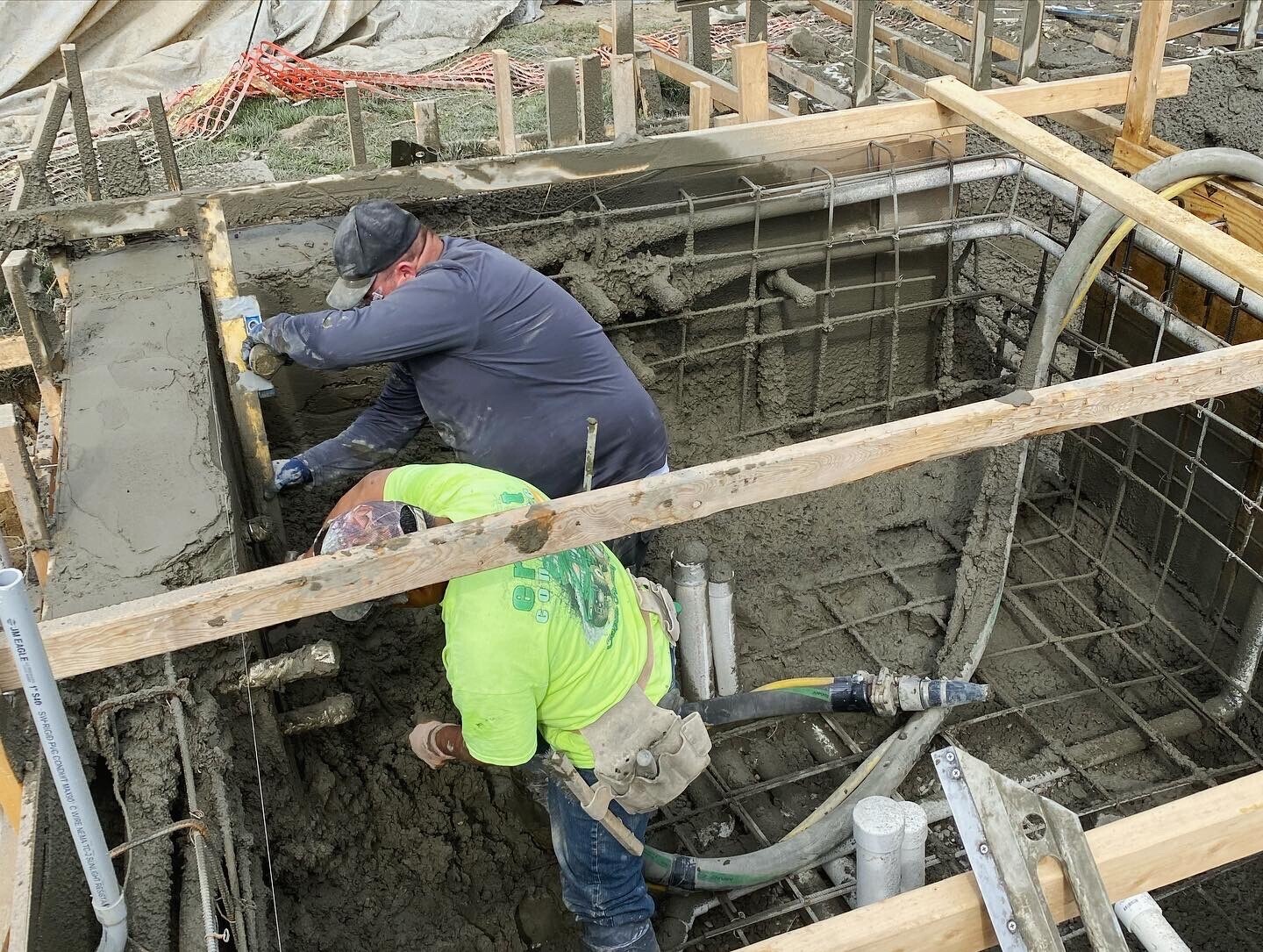 Custom pool construction